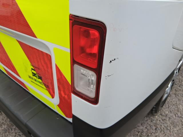 2023 Renault Trafic Sl28 Blue Dci 130 Business+ Van (WP23YYA) Image 18