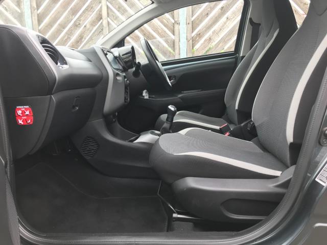 2020 Toyota Aygo 1.0 Vvt-I X-Play Tss 5Dr (WP70YHX) Image 42