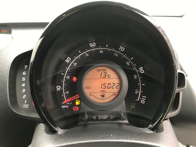 2020 Toyota Aygo 1.0 Vvt-I X-Play Tss 5Dr (WP70YHX) Image 5
