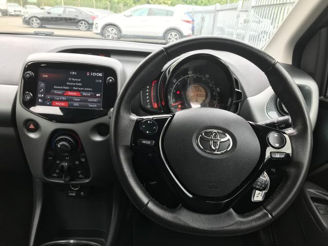 2020 Toyota Aygo 1.0 Vvt-I X-Play Tss 5Dr (WP70YHX) Thumbnail 13