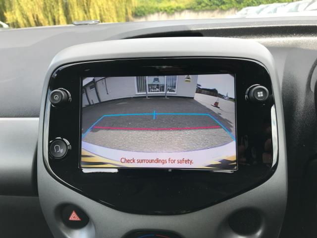 2020 Toyota Aygo 1.0 Vvt-I X-Play Tss 5Dr (WP70YKS) Image 29