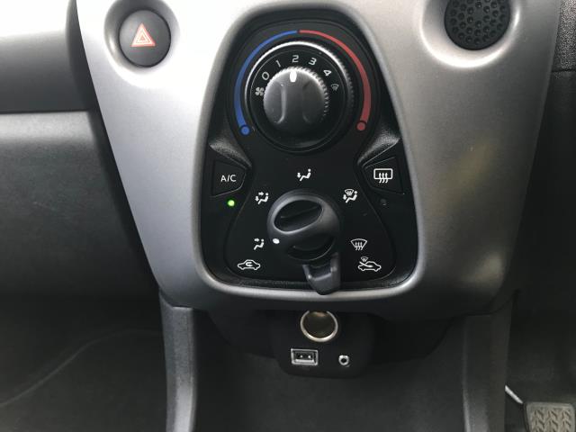 2020 Toyota Aygo 1.0 Vvt-I X-Play Tss 5Dr (WP70YKS) Image 31