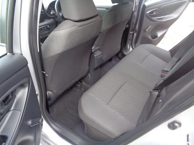 2021 Toyota Yaris 1.5 Hybrid Icon 5Dr Cvt (WP71JTZ) Image 23