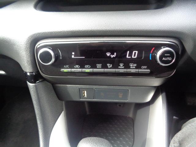 2021 Toyota Yaris 1.5 Hybrid Icon 5Dr Cvt (WP71JTZ) Image 16