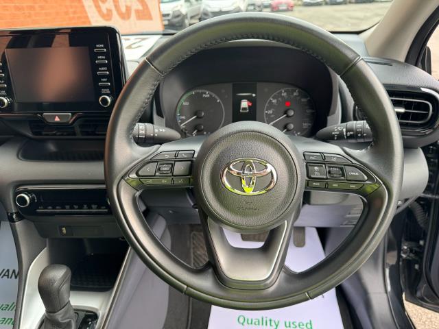 2021 Toyota Yaris 1.5 Hybrid Icon 5Dr CVT (WP71OOG) Image 23