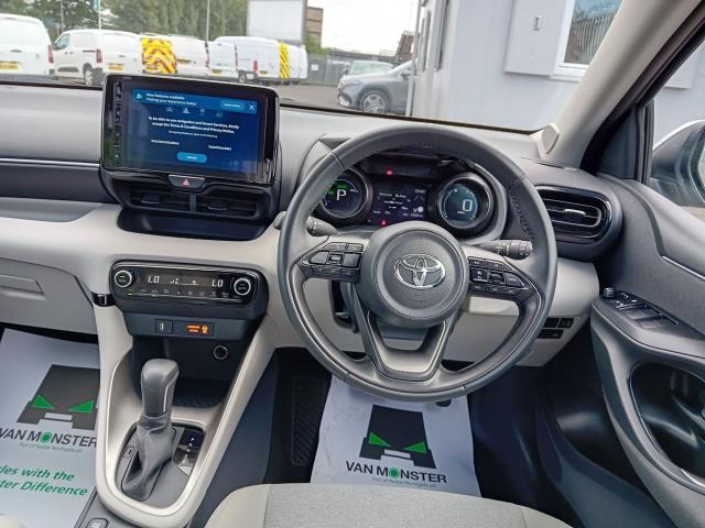 2022 Toyota Yaris 1.5 Hybrid Excel 5Dr Cvt (WP72DXW) Image 21