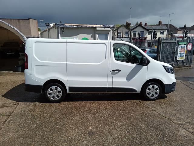 2023 Renault Trafic Sl28 Blue Dci 130 Business+ Van (WP73MVS) Image 8