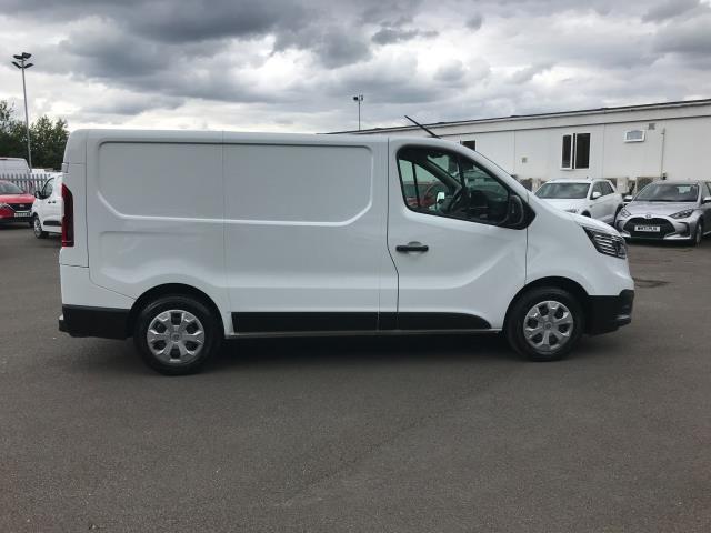 2023 Renault Trafic Sl28 BLUE DCI 130 BUSINESS+ EURO 6 VAN (WP73MVV) Image 12