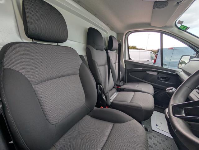 2023 Renault Trafic Sl28 Blue Dci 130 Business+ Van (WP73MXD) Image 16