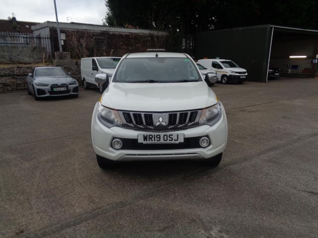 2019 Mitsubishi L200 Double Cab Di-D 178 Titan 4Wd (WR19OSJ) Image 2