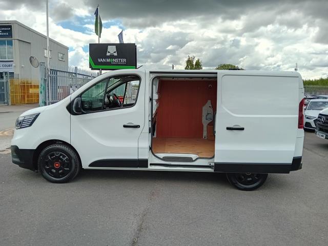 2023 Renault Trafic SL28 L1 H1 BLUE DCI 130PS BUSINESS+  EURO 6 (WR23GJV) Image 10