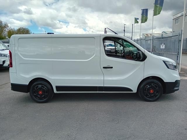 2023 Renault Trafic SL28 L1 H1 BLUE DCI 130PS BUSINESS+  EURO 6 (WR23GJV) Image 6