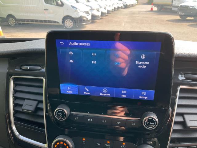 2023 Ford Transit Custom 2.0 Ecoblue 170Ps Low Roof Limited Van Auto (WR23PZJ) Image 20