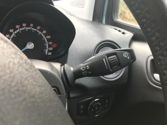2020 Ford Transit Courier 1.0 Ecoboost Limited Van [6 Speed] (WR70YBO) Image 31