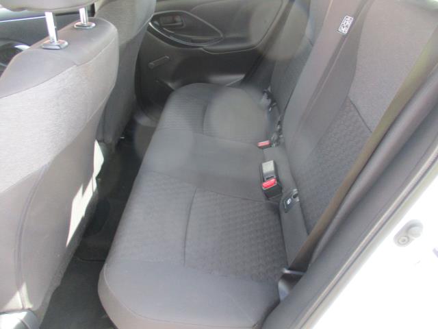2022 Toyota Yaris 1.5 Hybrid Icon 5Dr Cvt (WR72UGO) Image 29