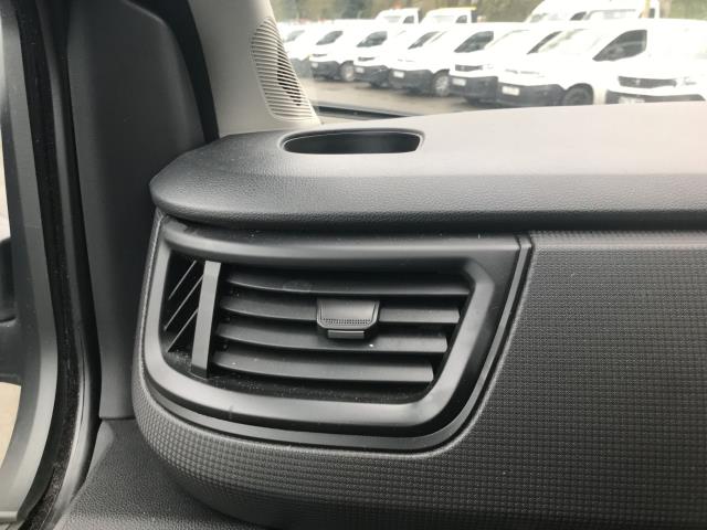 2023 Renault Trafic Ll30 Blue Dci 130 Advance Van (WR73NSZ) Image 30