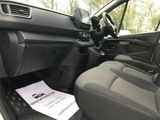 2023 Renault Trafic Ll30 Blue Dci 130 Advance Van (WR73NSZ) Image 20