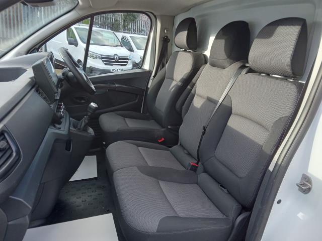2023 Renault Trafic Ll30 Blue Dci 130 Advance Van (WR73NTC) Image 17
