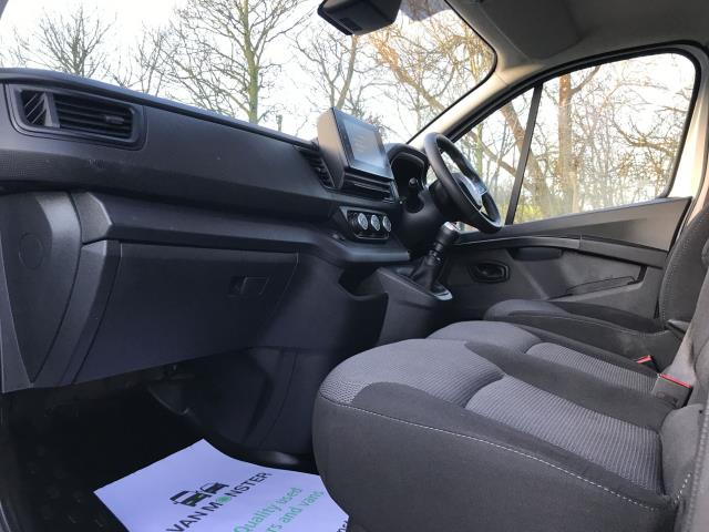 2023 Renault Trafic Ll30 Blue Dci 130 Advance Van (WR73NTC) Image 21