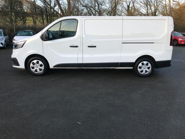 2023 Renault Trafic Ll30 Blue Dci 130 Advance Van (WR73NTC) Image 4