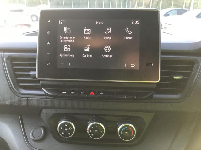 2023 Renault Trafic Ll30 Blue Dci 130 Advance Van (WR73NTC) Image 25