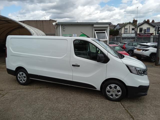 2023 Renault Trafic Ll30 Blue Dci 130 Advance Van (WR73NVP) Image 8