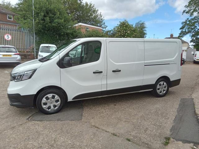2023 Renault Trafic Ll30 Blue Dci 130 Advance Van (WR73NVP) Image 6