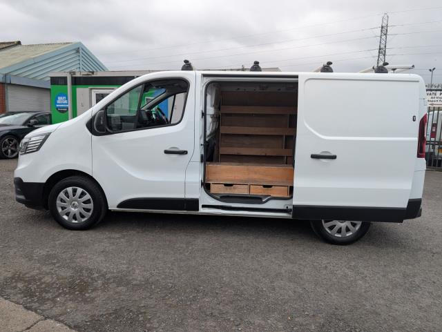 2023 Renault Trafic Sl30 Blue Dci 130 Advance Van - Great Value Trafic with LOW miles  | Trusted 4.9★ | Be Quick (WR73NWS) Image 6