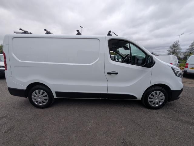 2023 Renault Trafic Sl30 Blue Dci 130 Advance Van - Great Value Trafic with LOW miles  | Trusted 4.9★ | Be Quick (WR73NWS) Image 14