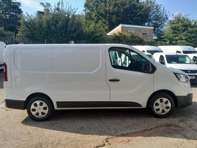 2023 Renault Trafic Sl30 Blue Dci 130 Advance Van (WR73NWX) Image 8