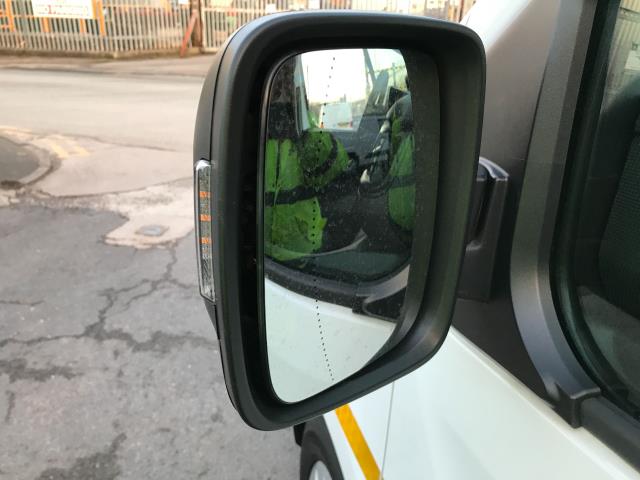 2022 Renault Trafic LH30 L2 H2 BLUE DCI 150PS BUSINESS  EURO 6 (YA22CPU) Image 37