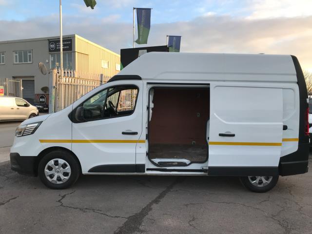 2022 Renault Trafic LH30 L2 H2 BLUE DCI 150PS BUSINESS  EURO 6 (YA22CPU) Image 10