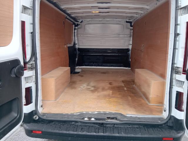 2022 Renault Trafic Ll30 Blue Dci 130 Business+ Van (YA22DJV) Image 18