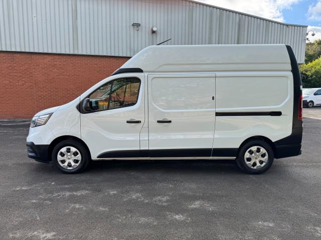 2022 Renault Trafic LWB H/ROOF Lh30 Blue Dci 150 High Roof Business Van (YB22UVO) Image 6