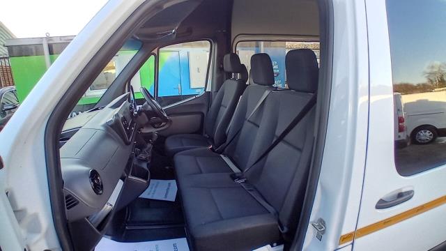 2020 Mercedes-Benz Sprinter 3.5T H2 Progressive Van *WELFARE UTILITY VAN RARE TO MARKET* (YB70UCY) Image 21