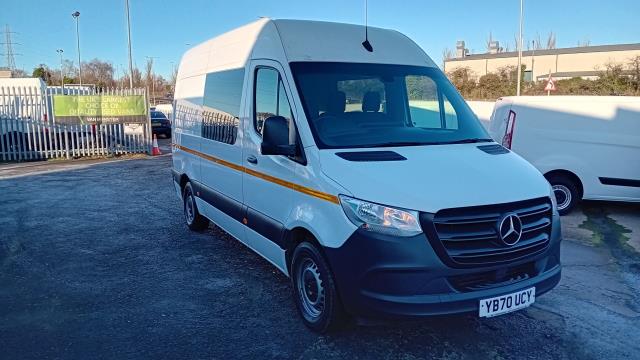 2020 Mercedes-Benz Sprinter 3.5T H2 Progressive Van *WELFARE UTILITY VAN RARE TO MARKET* (YB70UCY) Image 2