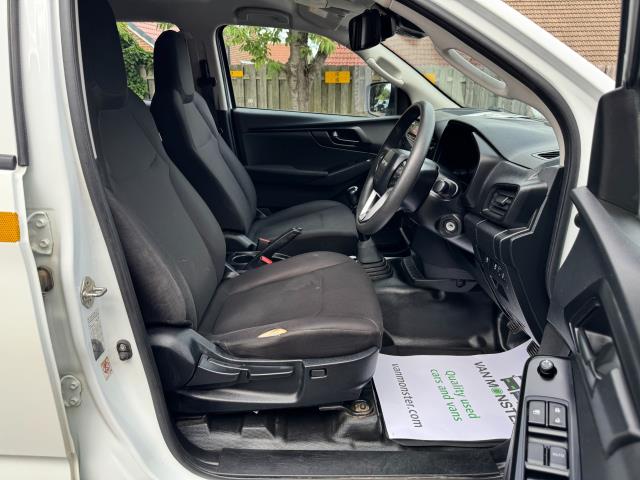2021 Isuzu D-Max 1.9 Utility Double Cab 4X4 (YD21FSK) Image 15