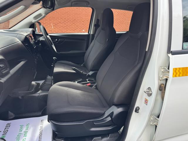 2021 Isuzu D-Max 1.9 Utility Double Cab 4X4 (YD21FSK) Image 35