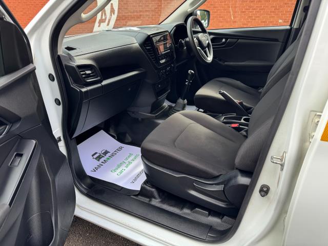 2021 Isuzu D-Max 1.9 Utility Double Cab 4X4 (YD21FSK) Image 31