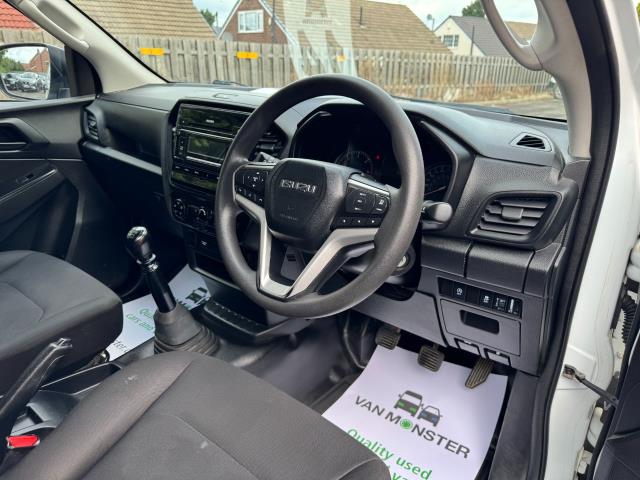 2021 Isuzu D-Max 1.9 Utility Double Cab 4X4 (YD21FSK) Image 14