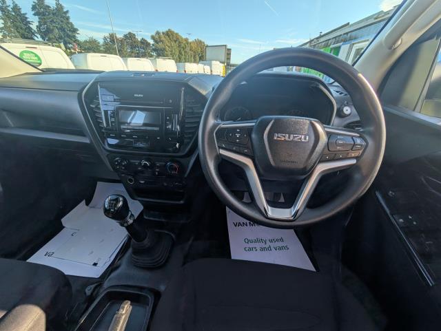 2021 Isuzu D-Max 1.9 Utility Double Cab 4X4 (YD21FSP) Image 14