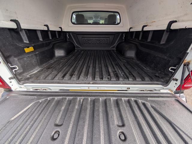 2021 Isuzu D-Max 1.9 Utility Double Cab 4X4 (YD21FTV) Image 11