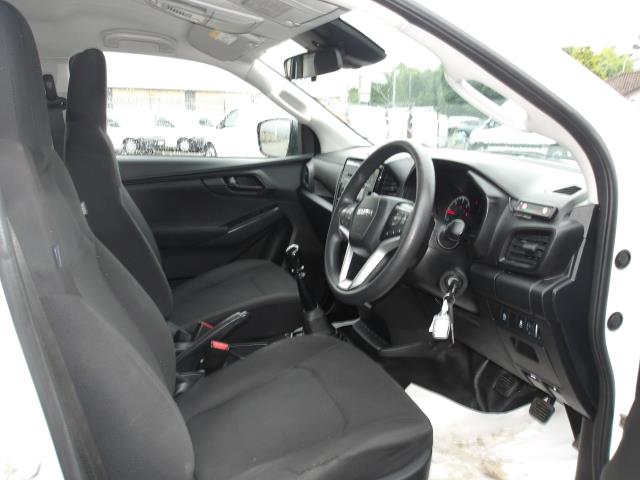 2021 Isuzu D-Max 1.9 Utility Double Cab 4X4 (YD21FUE) Image 21