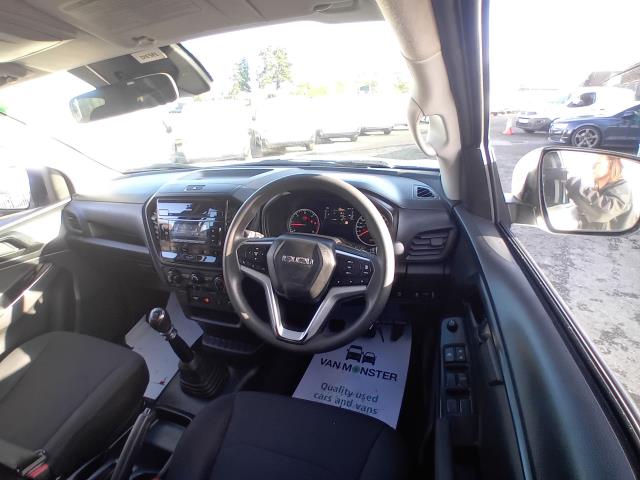 2021 Isuzu D-Max 1.9 Utility Double Cab 4X4 (YD21FUT) Image 35