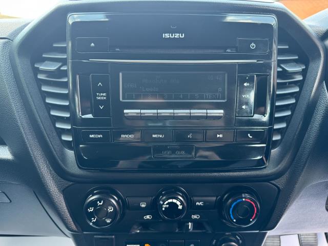 2021 Isuzu D-Max 1.9 Utility Double Cab 4X4 (YD21FVJ) Image 27