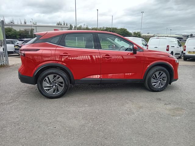 2022 Nissan Qashqai 1.3 Dig-T Mh 158 Acenta Premium 5Dr (YE72HYJ) Image 9