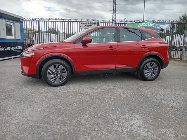 2022 Nissan Qashqai 1.3 Dig-T Mh 158 Acenta Premium 5Dr (YE72HYJ) Image 5