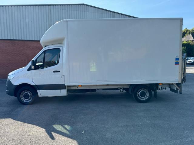 2022 Mercedes-Benz Sprinter 3.5T Progressive Luton 314 CDI L3 RWD (YF71CVW) Image 6