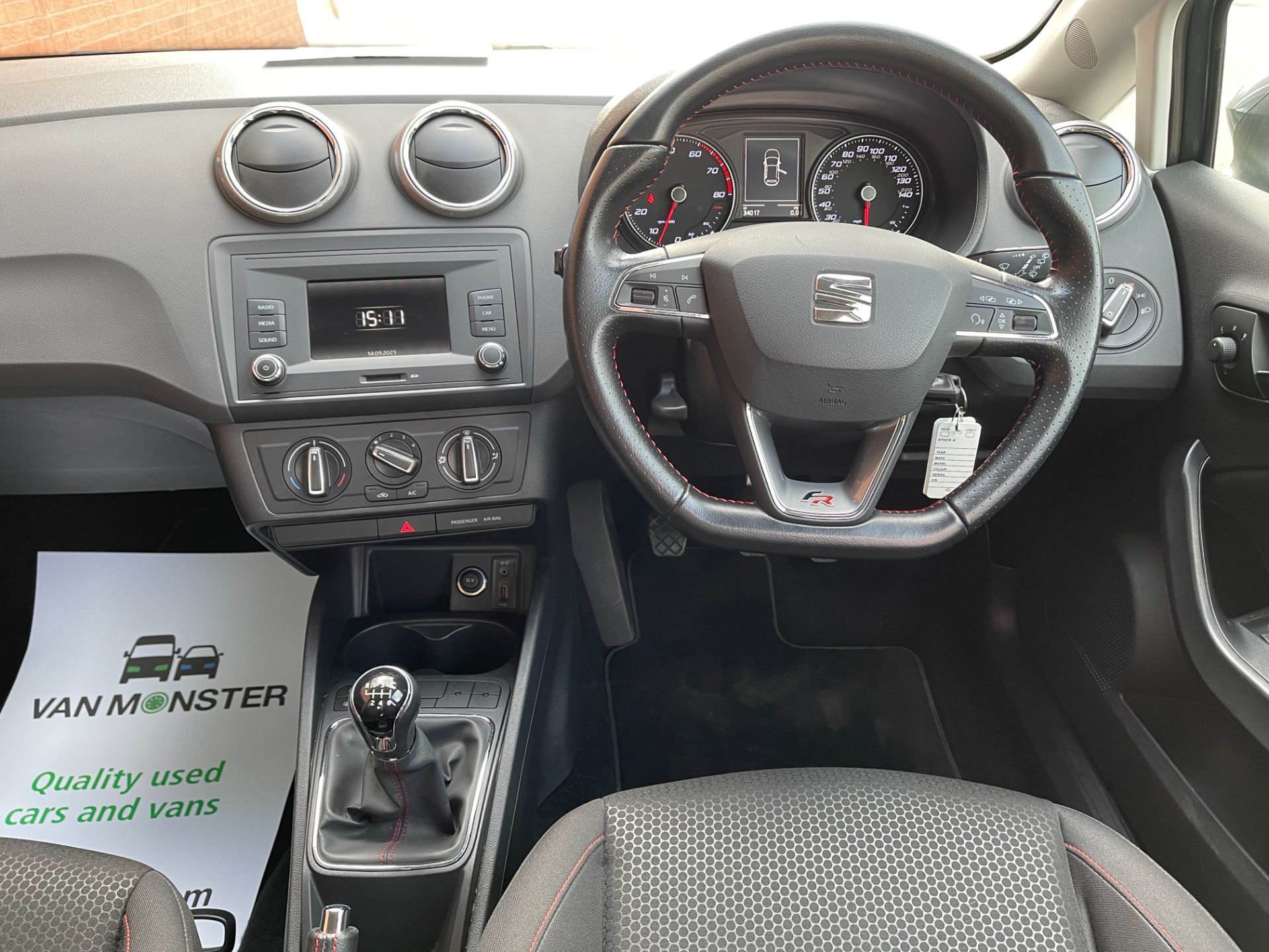 2016 Seat Ibiza 1.2 TSI 110 Fr 5Dr (YH16KZU) Image 11