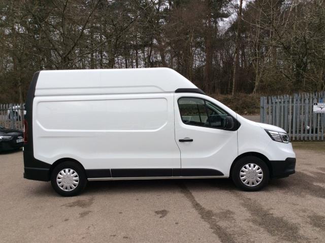 2022 Renault Trafic Lh30 Blue Dci 150 High Roof Business Van (YH72CZP) Image 15